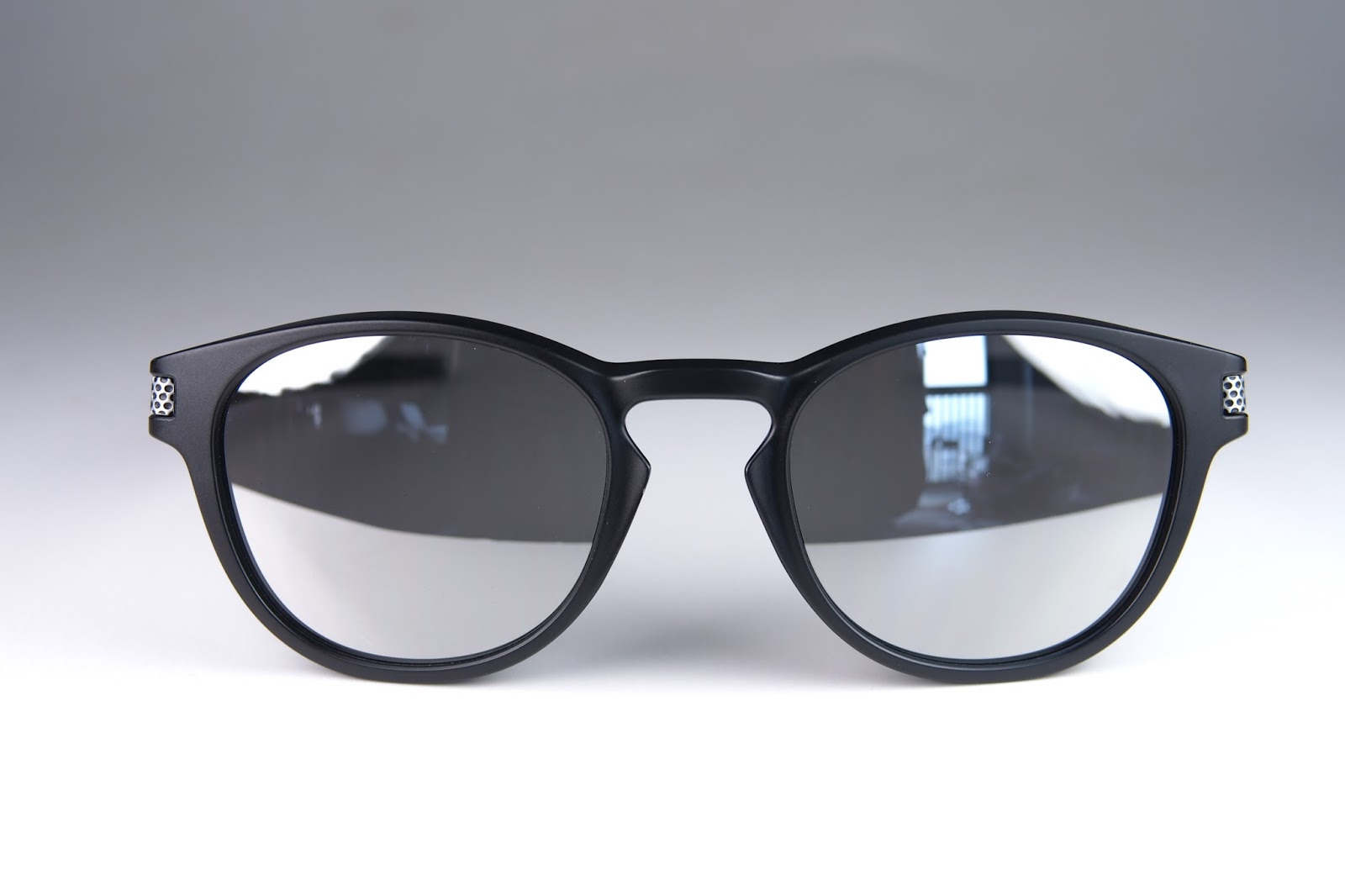Oakley Latch Asian Fit Oakley Latch Asian Fit
